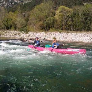 Descenso en canoa por el río Deva